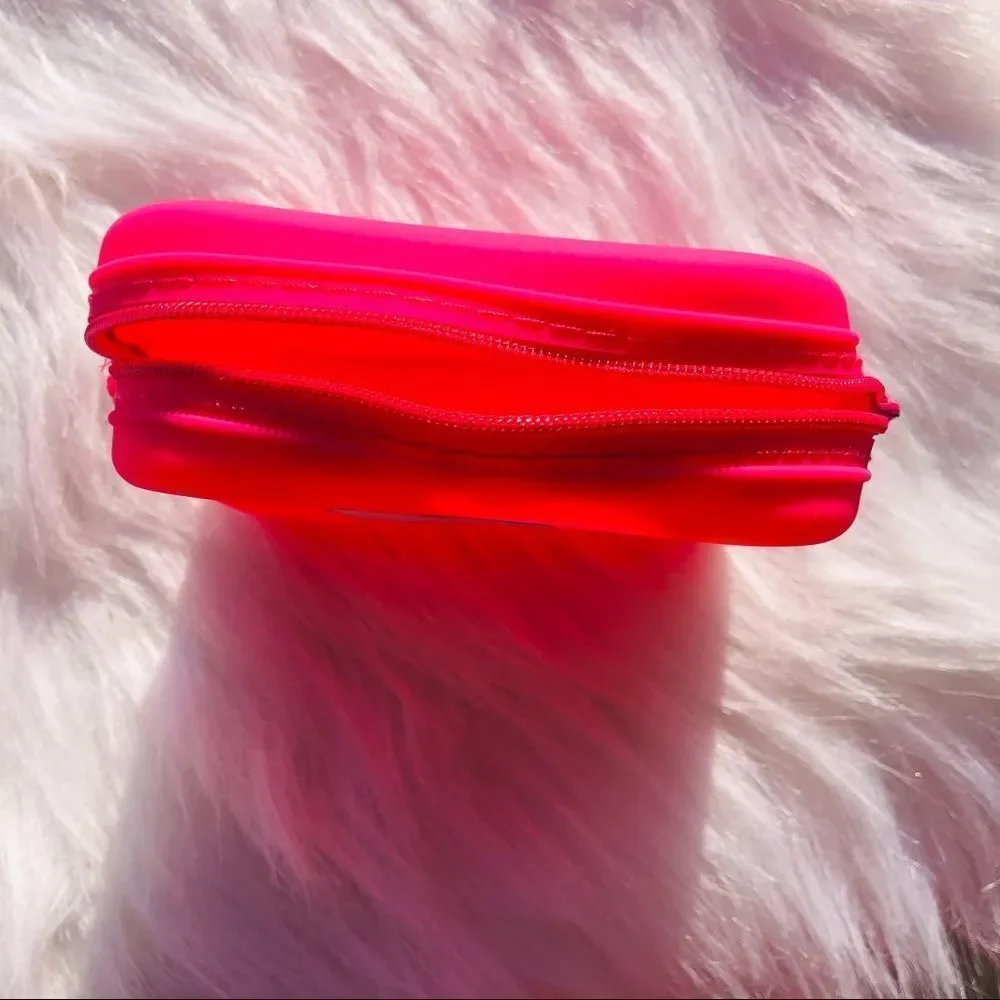 Brand New Pink Tik Tok Coin Purse Mini Purse‎